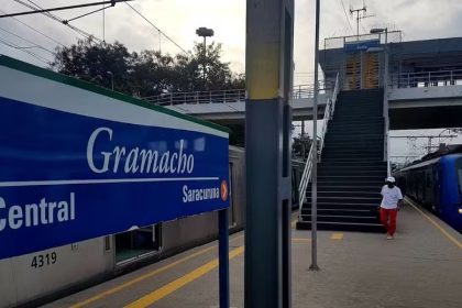 Falha no sistema de energia interrompeu circulação de trens entre os ramais de Gramacho e Saracuruna.