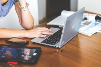 Projeto que facilita o cancelamento de serviços pela internet é aprovado pela Câmara do Rio