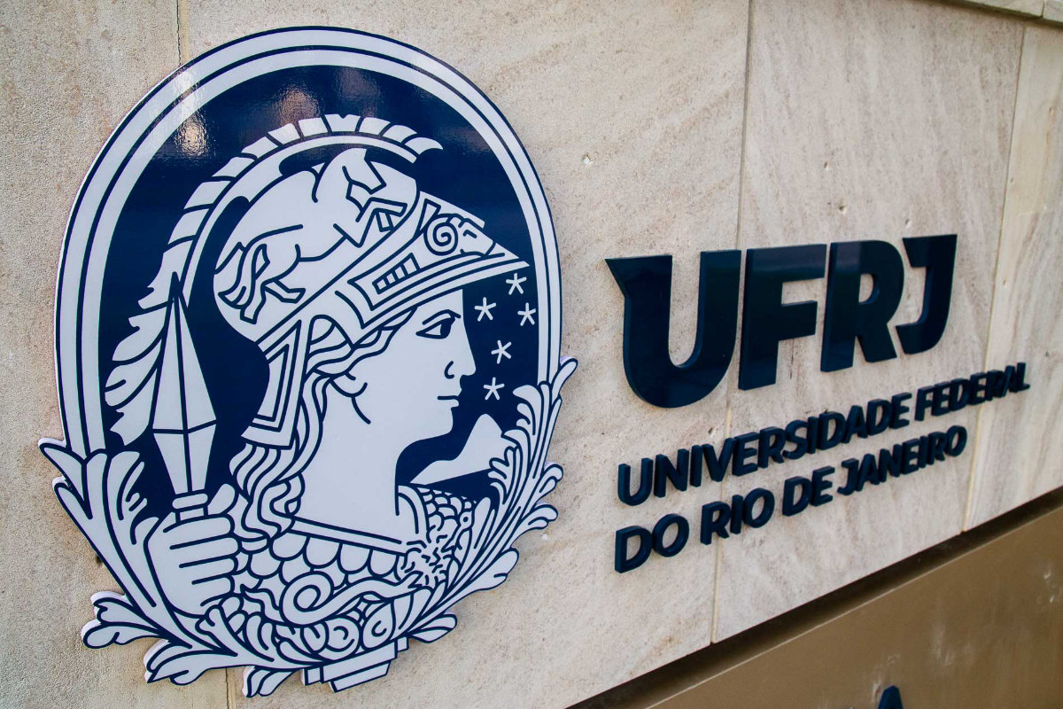 2% das vagas em cursos de graduação e pós-graduação ficarão destinadas a pessoas trans e travestis