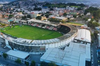 Vasco, vereador e prefeitura vão discutir a expansão do VLT até o estádio de São Januário