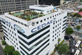 Sede da Cedae, no Centro do Rio; companhia tenta reaver recursos após a liquidação do Banco Master