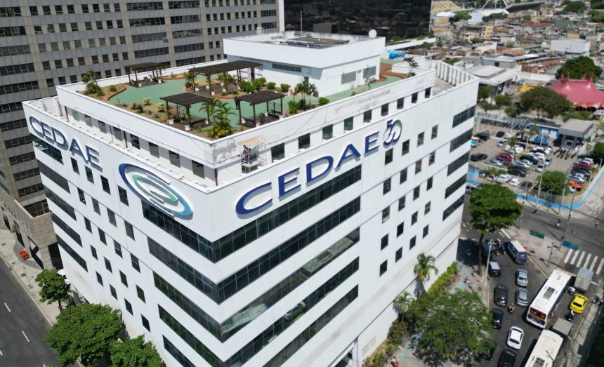 Sede da Cedae, no Centro do Rio; companhia tenta reaver recursos após a liquidação do Banco Master