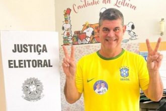 Nel, prefeito de Itaperuna, é absolvido em ação por abuso de poder nas eleições de 2024