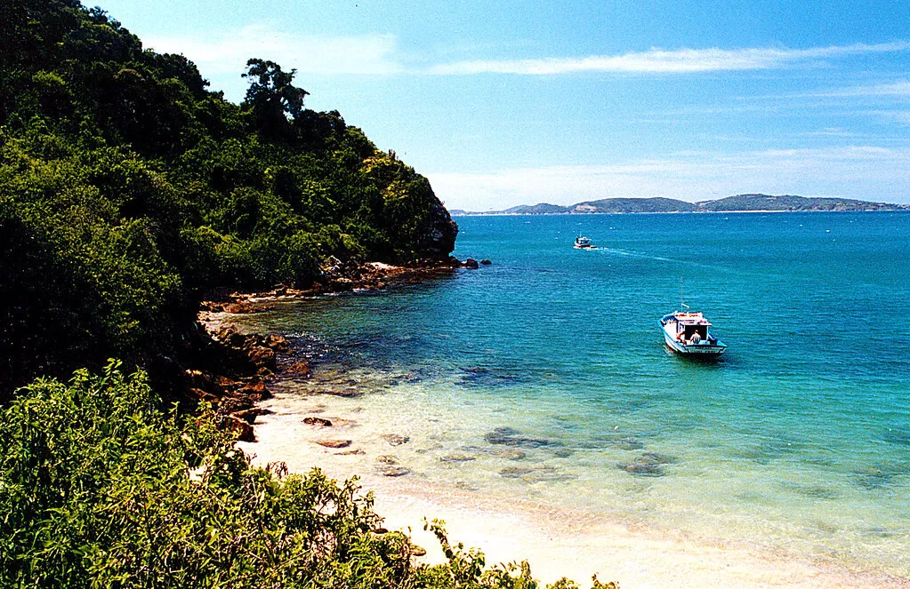 Ilha Feia, em Búzios: paraíso de mergulho está ameaçado pela ação de cabras introduzidas ilegalmente