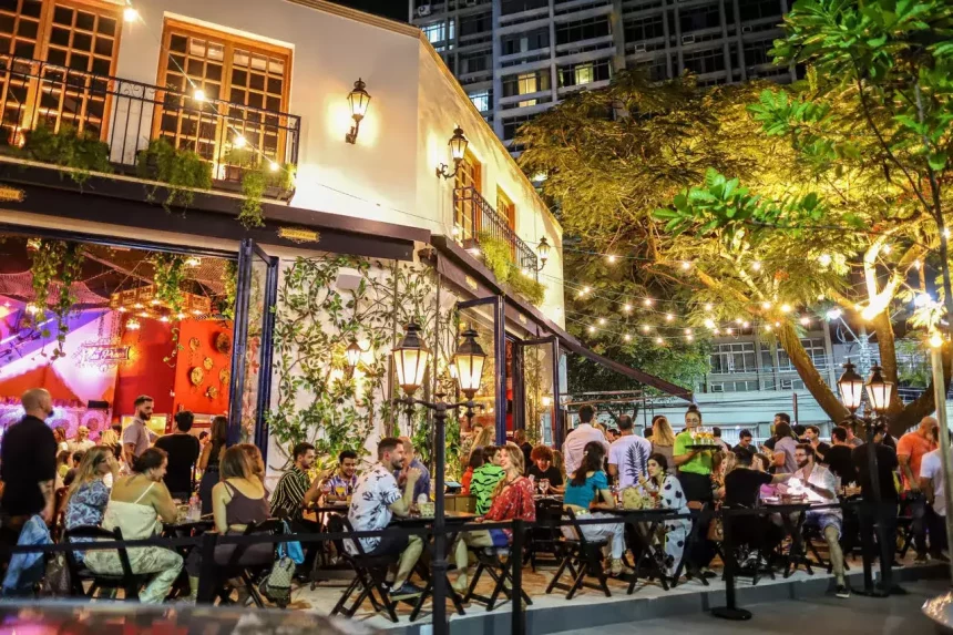 Rua Dias Ferreira, no Leblon, que será revitalizada com novo projeto de urbanização da Prefeitura do Rio.