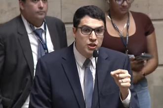 Líder do PL chama Paes de ‘soldado de Lula’ e diz que não há possibilidade de vereadores apoiá-lo em 2026