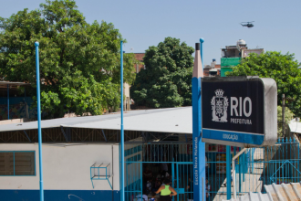 Vereadora do PT questiona prefeitura sobre efeito de operações policiais nas escolas do Rio