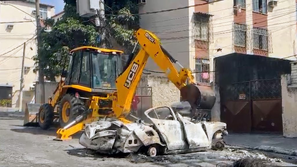 Operacao Barricada Zero Cidade Alta.00 00 44 57.Quadro006