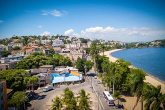 Vista aérea de parte da Ilha do Governador