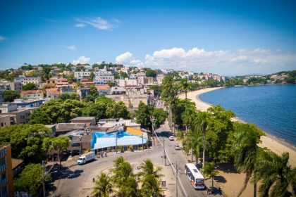 Vista aérea de parte da Ilha do Governador