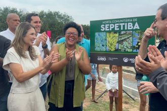 Em discurso neste domingo (02), Tainá de Paula (PT) disse que quer “matar vários coelhos com uma cajadada só” - Foto: Divulgação/Prefeitura do Rio