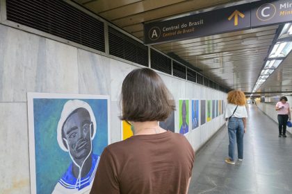 A exposição apresenta figuras históricas e contemporâneas que marcaram a luta e a resistência negra.