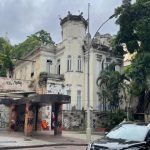 A antiga churrascaria Gaúcha, em Laranjeiras, é um dos imóveis identificados no mapeamento do vereador Flávio Valle entregue esta semana ao prefeito Eduardo Paes - Foto: Tempo Real