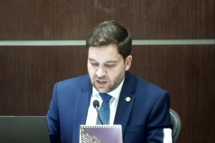 TCE: Thiago Pampolha discorda de Graciosa e vota para manter acordo de R$ 900 milhões entre Cedae e Águas do Rio