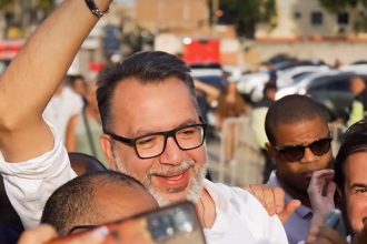 Márcio Canella e a popularidade nas ruas, depois da retirada das barricadas em Belford Roxo