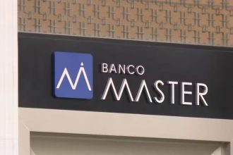 Banco Master está no centro de um escândalo, que culminou com a prisão de Daniel Vorcaro: RioPrevidência tem R$ 1 bilhão investido na instituição