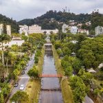 O aluguel de máquinas para limpeza e desassoreamento dos rios de Petrópolis vai receber R$ 25,8 milhões: no total, nove projetos serão contemplados com R$ 81 milhões do Fundo de Conservação Ambiental (Fecam)