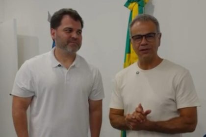 O prefeito de Mangaratiba, Luiz Cláudio, e o ex-prefeito de Nova Iguaçu, Rogério Lisboa: "nosso futuro vice-governador", diz o mandachuva da Costa Verde