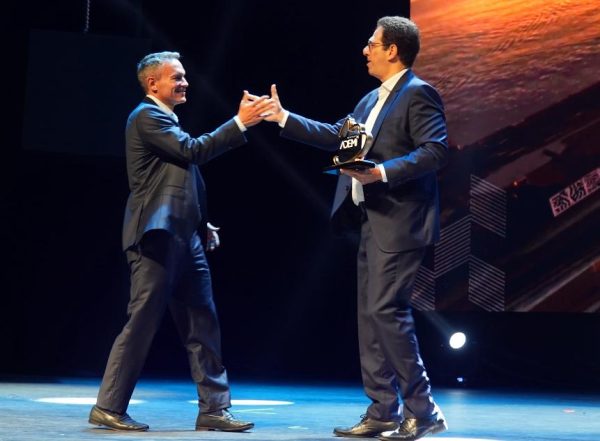 Marcos Saceanu e Leonardo Mesquita, o atual e o futuro presidentes da Ademi-RJ, na festa da mais importante premiação do mercado imobiliário carioca