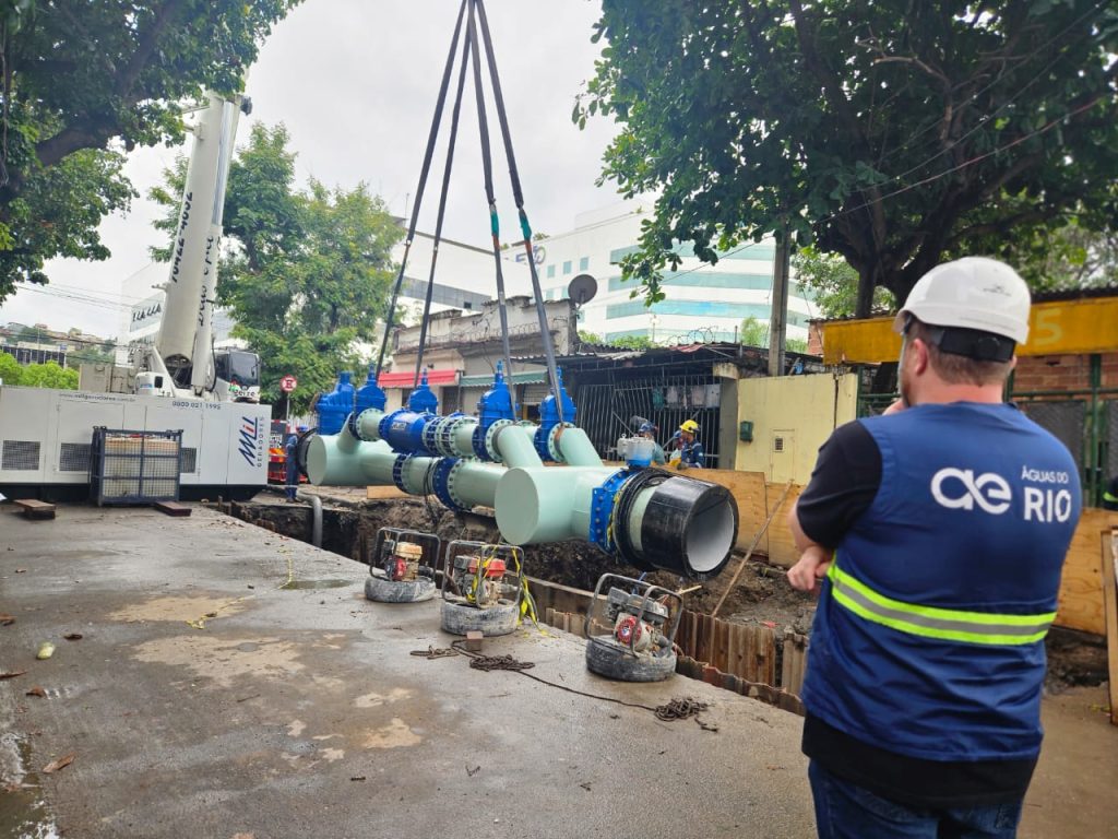 Concessionárias do Rio realizam melhoria na rede de abastecimento de água durante manutenção do Sistema Guandu 62 Ações aconteceram durante parada do Guandu para manutenção na terça (25)