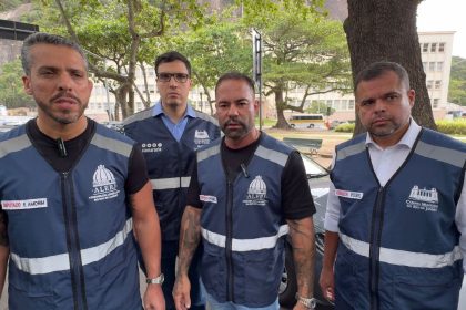 Parlamentares fiscalizaram flanelinhas na Urca