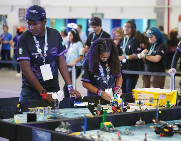 Torneio de robótica acontece em Nova Iguaçu
