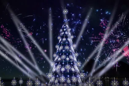 Árvore de Natal de Botafogo estreia hoje com show, fogos e operação especial na orla.