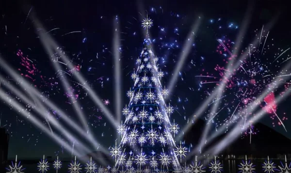 Árvore de Natal de Botafogo estreia hoje com show, fogos e operação especial na orla.