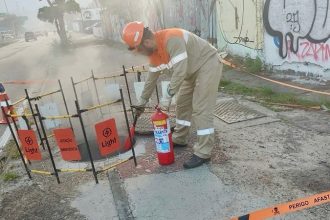 Mais de 10 mil moradores da Barra ficam sem luz por tentativa de furto de cabos da Light