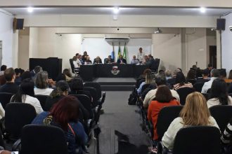 Câmara Municipal de Seropédica: contrato de serviços de TI de R$ 3,2 milhões é alvo de questionamentos do TCE.