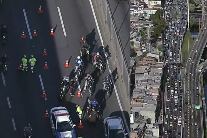 Acidente aconteceu na altura do acesso para a Av. Brasil