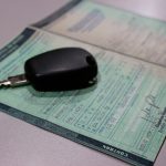 Motoristas têm até 30 de novembro para aderir ao Programa IPVA em Dia e parcelar débitos acumulados entre 2020 e 2025.