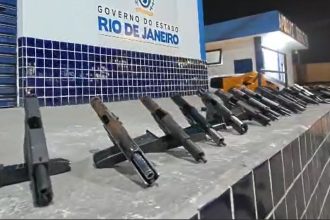 Armas seriam levadas para criminosos do Comando Vermelho na capital - Foto: Polícia Civil