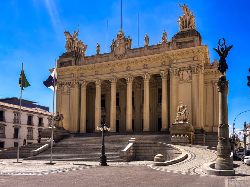 Visita teatral ao Palácio Tiradentes acontece na próxima sexta (28)