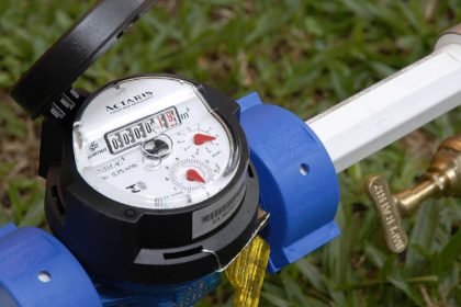 Câmara do Rio aprova projeto que obriga as concessionárias a instalar hidrômetros dentro dos imóveis