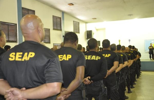 Reunião discutiu a retomada da progressão de carreira dos agentes da Seap, parada desde 2010.
