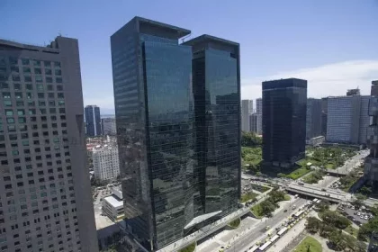 Leilão de unidades da UFRJ no edifício estava marcado para esta sexta (07) - Foto: Reprodução