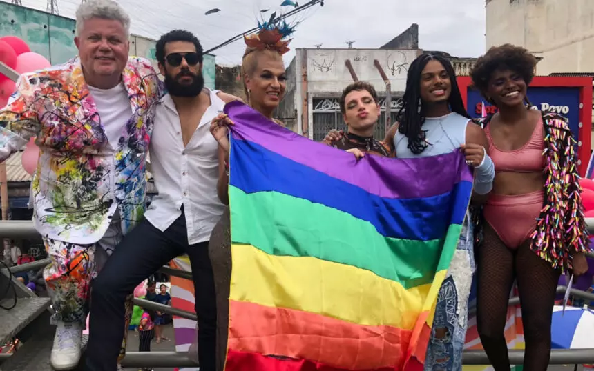 Parada LGBTI+ de Madureira reúne celebridades e reforça luta contra a violência