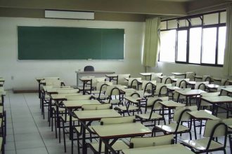 Governo do Rio libera contratação de 1,7 mil novos professores temporários para 2026 e 2027