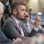 A decisão sobre a soltura de Bacellar agora segue para o minístro Alexandre de Moraes, que emitirá um habeas corpus.