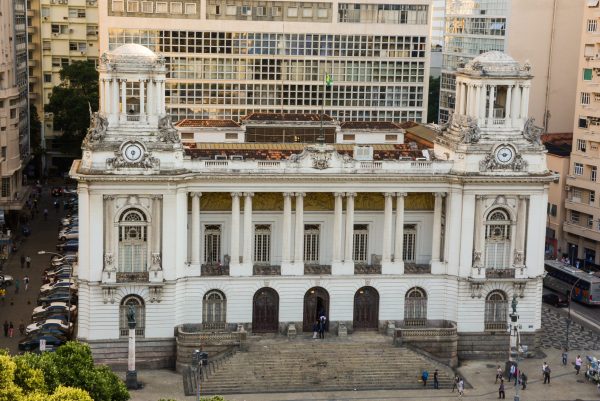 Vereadores aprovam orçamento de R$ 52,42 bilhões para 2026 com mais de 4 mil emendas