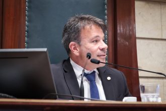 Às vésperas do recesso, Câmara do Rio acelera para votar o orçamento e a reestruturação do Tribunal de Contas (TCM)