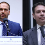 Os passaportes diplomáticos de Alexandre Ramagem, ex-deputado federal pelo Rio, e de Eduardo Bolsonaro (PL-SP) foram cancelados.