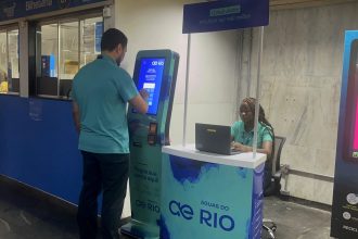 Pontos de atendimento contam com totens de autoatendimento e funcionários da concessionária - Foto: Divulgação/Águas do Rio