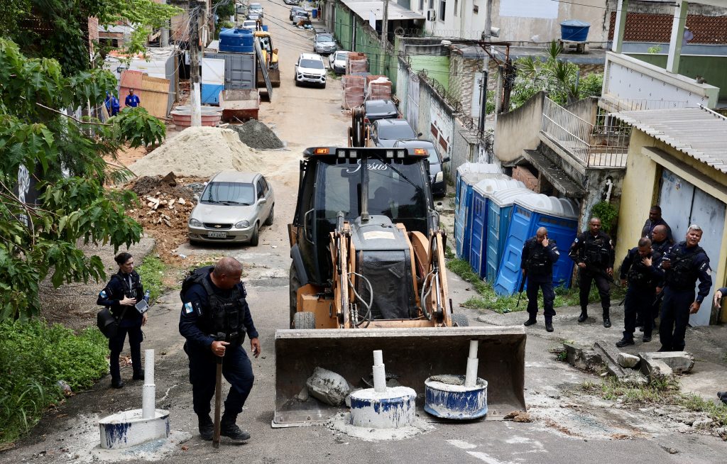 Operação Barricada Zero completa um mês e retira mais de 6,5 mil toneladas de bloqueios no estado 63 BF5A6699
