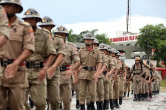 Ao todo, 353 oficiais do Corpo de Bombeiros receberam promoções de patente nesta terça (23). A maioria é da área da saúde.