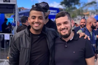 No telefone de TH, policiais encontraram troca de mensagens com Bacellar às vésperas de operação em setembro - Foto: Reprodução/Redes Sociais