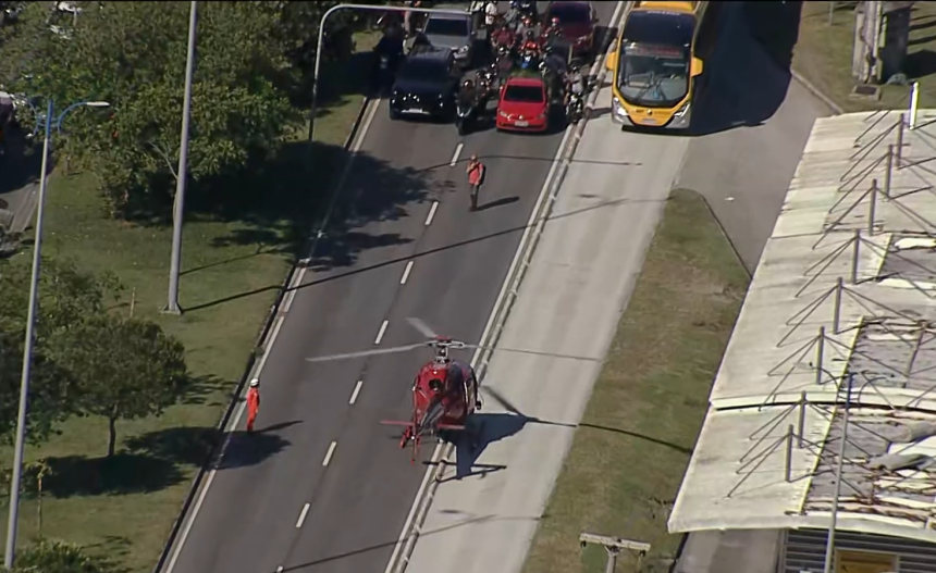 Trecho da Avenida das Américas foi interditado