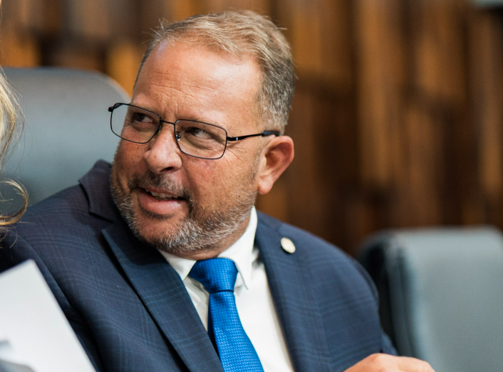 Guilherme Delaroli, presidente em exercício da Alerj, remarcou a cerimônia com as prefeituras para esta sexta-feira.