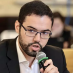 Com a saída de Pedro Duarte, o Novo perdeu parte dos dirigentes da legenda, que renunciaram aos cargos.